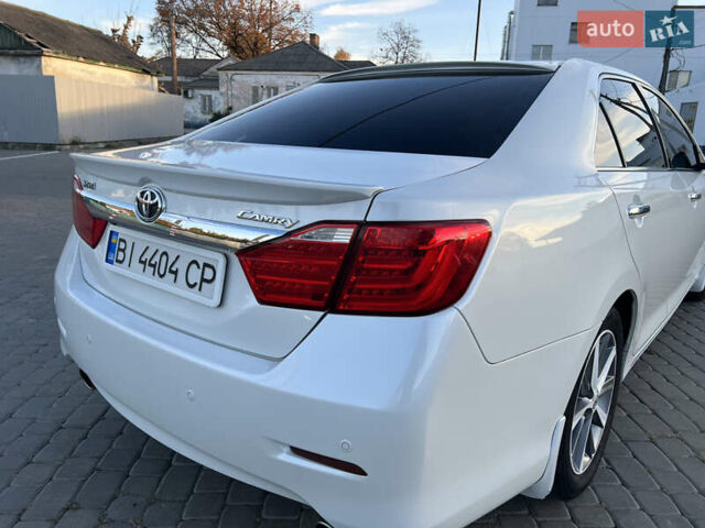 Тойота Камри 2012 в Козельщине на Automoto.ua Белый Тойота Камри, объемом двигателя 2.5 л и пробегом 182 тыс. км за 14000 $, фото 39 на Automoto.ua