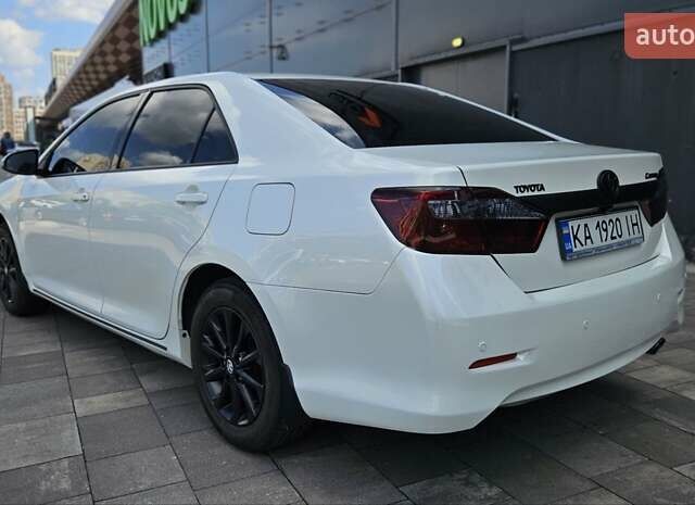 Белый Тойота Камри, объемом двигателя 2.49 л и пробегом 100 тыс. км за 15699 $, фото 20 на Automoto.ua