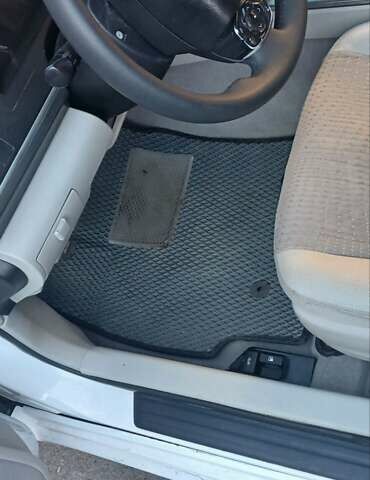 Білий Тойота Камрі, об'ємом двигуна 2.49 л та пробігом 258 тис. км за 9800 $, фото 7 на Automoto.ua