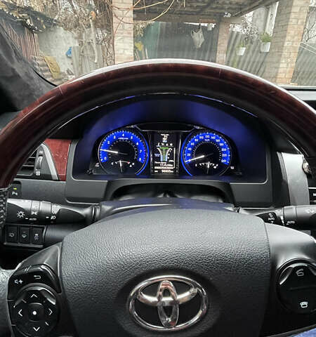 Белый Тойота Камри, объемом двигателя 2.5 л и пробегом 205 тыс. км за 14500 $, фото 11 на Automoto.ua