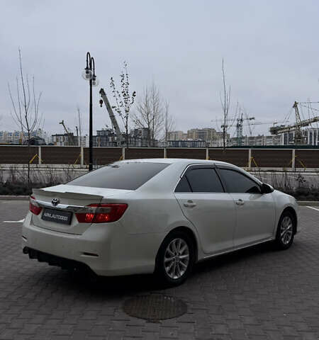 Білий Тойота Камрі, об'ємом двигуна 2.5 л та пробігом 180 тис. км за 11200 $, фото 9 на Automoto.ua