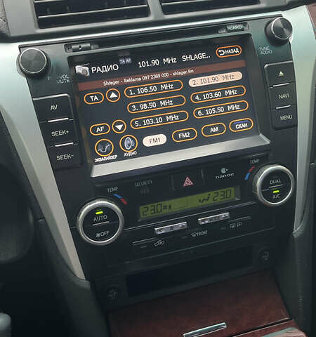 Белый Тойота Камри, объемом двигателя 2.5 л и пробегом 212 тыс. км за 14800 $, фото 10 на Automoto.ua