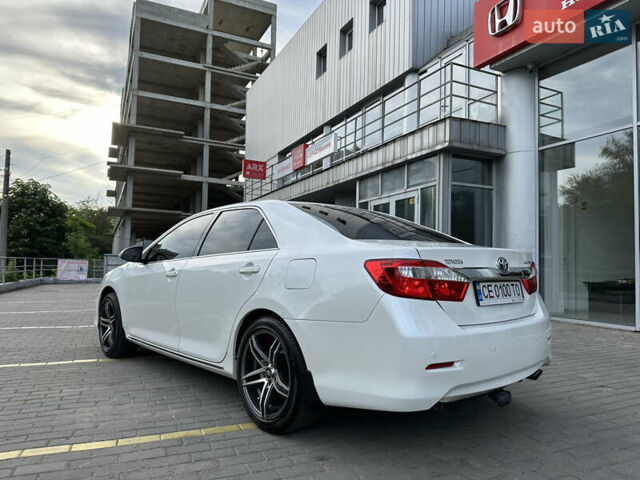 Білий Тойота Камрі, об'ємом двигуна 2.49 л та пробігом 315 тис. км за 12999 $, фото 2 на Automoto.ua