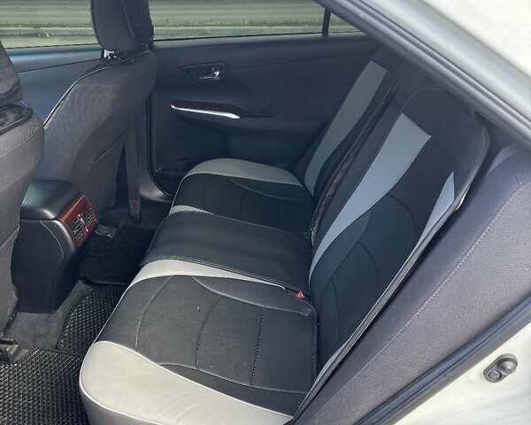 Белый Тойота Камри, объемом двигателя 2.5 л и пробегом 248 тыс. км за 12650 $, фото 13 на Automoto.ua