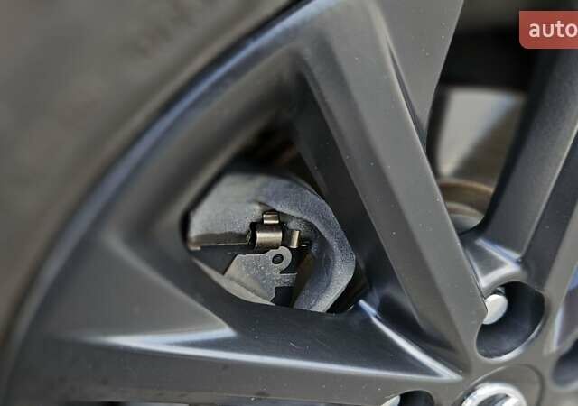 Белый Тойота Камри, объемом двигателя 2.49 л и пробегом 100 тыс. км за 15699 $, фото 27 на Automoto.ua