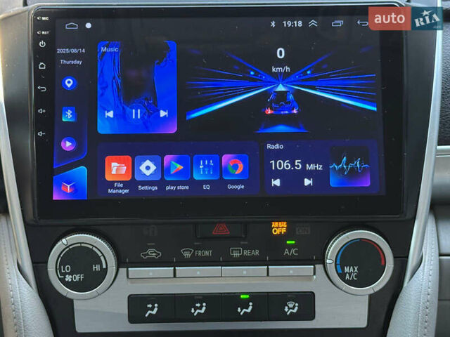 Белый Тойота Камри, объемом двигателя 2.49 л и пробегом 250 тыс. км за 10700 $, фото 58 на Automoto.ua