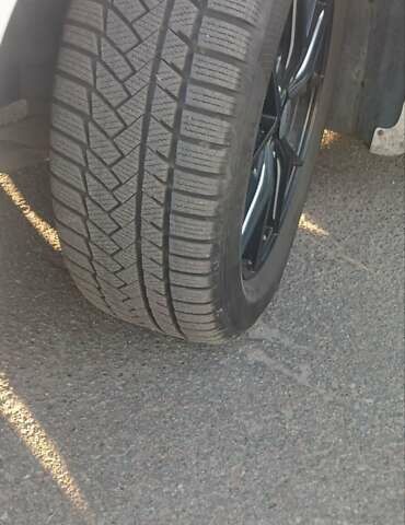 Білий Тойота Камрі, об'ємом двигуна 2.49 л та пробігом 258 тис. км за 9800 $, фото 8 на Automoto.ua