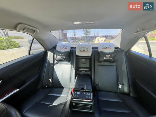 Белый Тойота Камри, объемом двигателя 2.5 л и пробегом 215 тыс. км за 16500 $, фото 9 на Automoto.ua