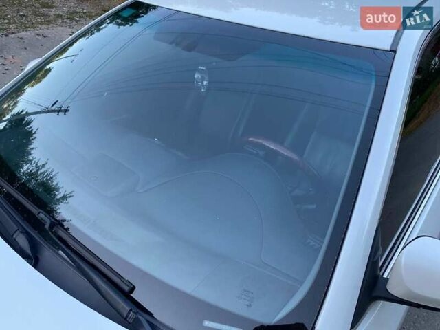 Белый Тойота Камри, объемом двигателя 2.5 л и пробегом 147 тыс. км за 15250 $, фото 40 на Automoto.ua