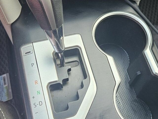 Тойота Камрі 2013 у Запоріжжя на Automoto.ua Білий Тойота Камрі, об'ємом двигуна 2.5 л та пробігом 190 тис. км за 10500 $, фото 5 на Automoto.ua