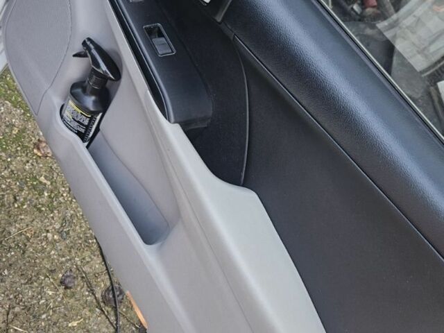 Тойота Камрі 2013 у Запоріжжя на Automoto.ua Білий Тойота Камрі, об'ємом двигуна 2.5 л та пробігом 190 тис. км за 10500 $, фото 2 на Automoto.ua