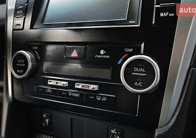 Белый Тойота Камри, объемом двигателя 2.49 л и пробегом 100 тыс. км за 15699 $, фото 16 на Automoto.ua