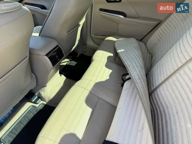Белый Тойота Камри, объемом двигателя 2.5 л и пробегом 135 тыс. км за 16600 $, фото 21 на Automoto.ua