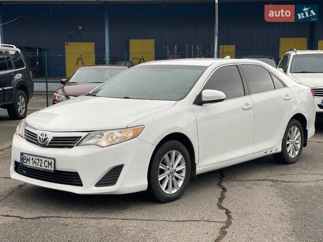 Білий Тойота Камрі, об'ємом двигуна 2.49 л та пробігом 252 тис. км за 8990 $, фото 1 на Automoto.ua