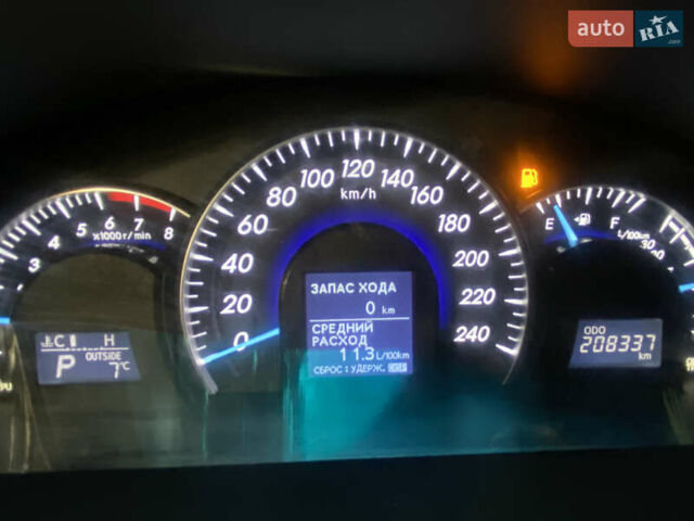 Белый Тойота Камри, объемом двигателя 2.49 л и пробегом 208 тыс. км за 12100 $, фото 11 на Automoto.ua
