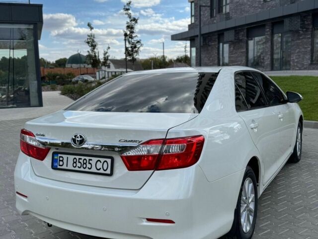 Белый Тойота Камри, объемом двигателя 2.5 л и пробегом 250 тыс. км за 13990 $, фото 7 на Automoto.ua