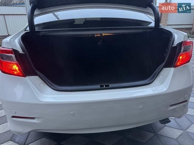 Білий Тойота Камрі, об'ємом двигуна 2.49 л та пробігом 155 тис. км за 14500 $, фото 51 на Automoto.ua