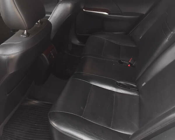 Белый Тойота Камри, объемом двигателя 2.49 л и пробегом 295 тыс. км за 12000 $, фото 7 на Automoto.ua