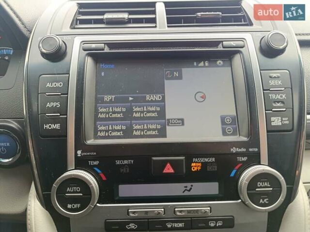 Белый Тойота Камри, объемом двигателя 2.49 л и пробегом 165 тыс. км за 12700 $, фото 4 на Automoto.ua