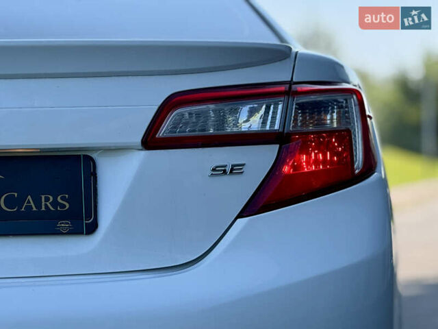 Білий Тойота Камрі, об'ємом двигуна 2.5 л та пробігом 247 тис. км за 10650 $, фото 19 на Automoto.ua