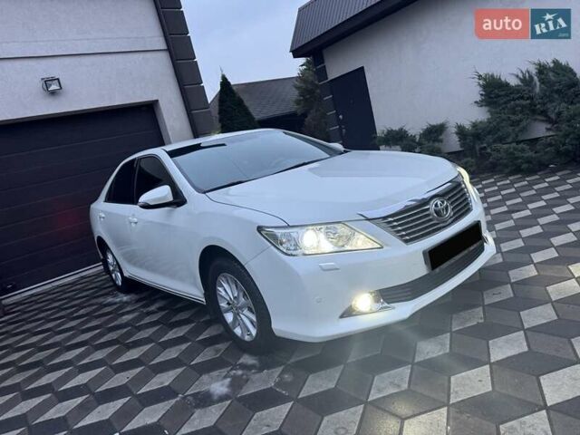 Білий Тойота Камрі, об'ємом двигуна 2.49 л та пробігом 155 тис. км за 14500 $, фото 23 на Automoto.ua
