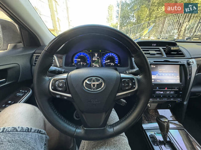 Белый Тойота Камри, объемом двигателя 2.49 л и пробегом 163 тыс. км за 18700 $, фото 9 на Automoto.ua