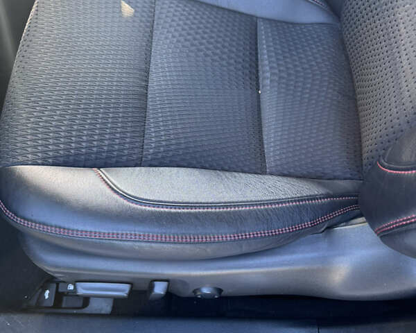 Тойота Камри 2014 в Одессе на Automoto.ua Белый Тойота Камри, объемом двигателя 2.49 л и пробегом 116 тыс. км за 14500 $, фото 7 на Automoto.ua