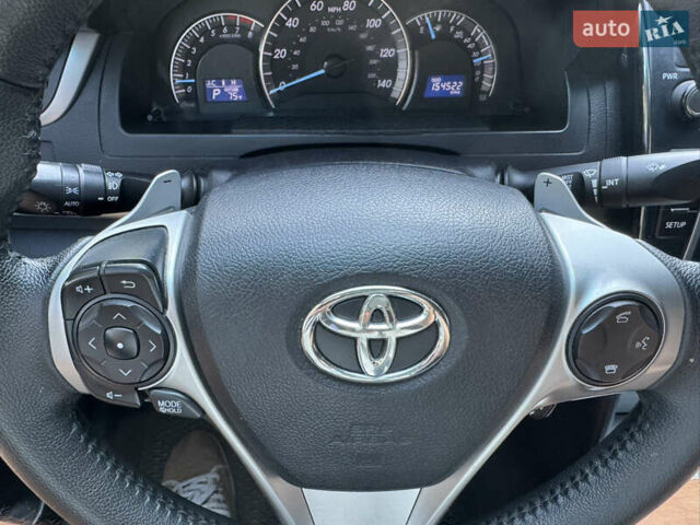 Білий Тойота Камрі, об'ємом двигуна 2.5 л та пробігом 247 тис. км за 10650 $, фото 35 на Automoto.ua