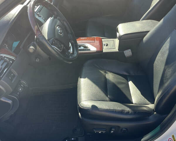 Білий Тойота Камрі, об'ємом двигуна 2.5 л та пробігом 198 тис. км за 14500 $, фото 12 на Automoto.ua