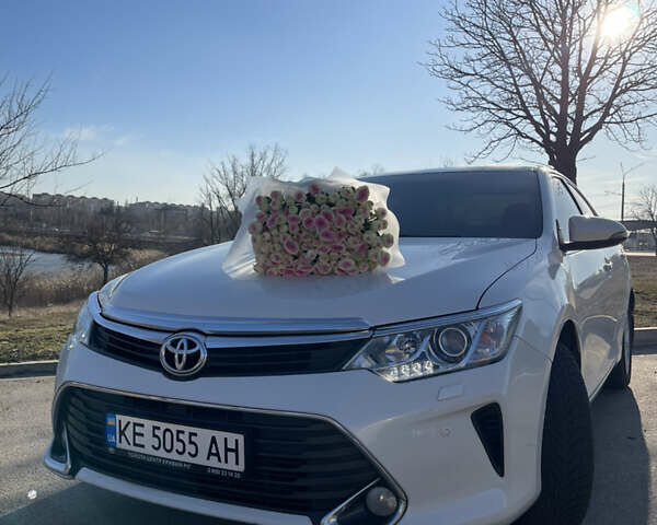 Белый Тойота Камри, объемом двигателя 2.49 л и пробегом 190 тыс. км за 16999 $, фото 33 на Automoto.ua