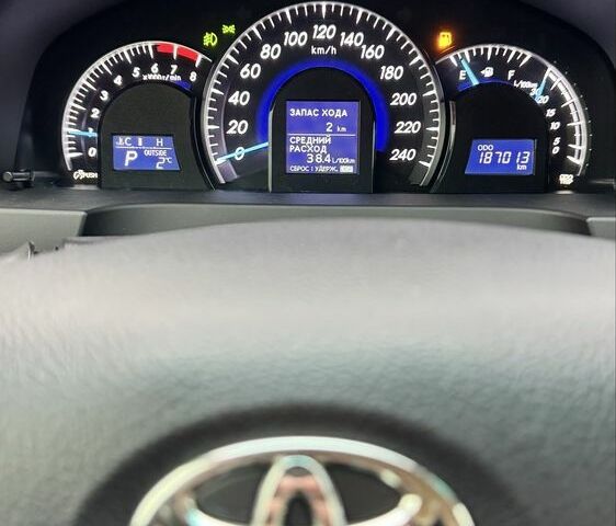 Білий Тойота Камрі, об'ємом двигуна 2.5 л та пробігом 187 тис. км за 14300 $, фото 12 на Automoto.ua