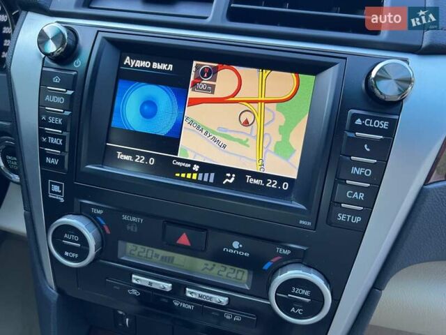 Белый Тойота Камри, объемом двигателя 2.49 л и пробегом 180 тыс. км за 15500 $, фото 10 на Automoto.ua