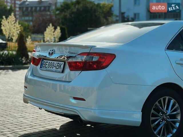 Белый Тойота Камри, объемом двигателя 2.5 л и пробегом 161 тыс. км за 13500 $, фото 5 на Automoto.ua