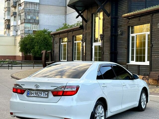 Белый Тойота Камри, объемом двигателя 2.5 л и пробегом 189 тыс. км за 14899 $, фото 3 на Automoto.ua