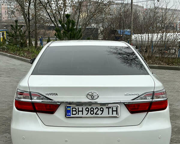 Белый Тойота Камри, объемом двигателя 2.49 л и пробегом 230 тыс. км за 14800 $, фото 9 на Automoto.ua