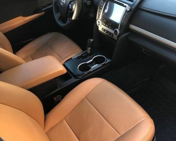 Белый Тойота Камри, объемом двигателя 2.5 л и пробегом 140 тыс. км за 11700 $, фото 4 на Automoto.ua