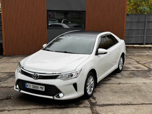 Белый Тойота Камри, объемом двигателя 2.5 л и пробегом 190 тыс. км за 13800 $, фото 8 на Automoto.ua