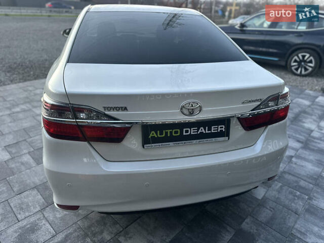 Белый Тойота Камри, объемом двигателя 2.49 л и пробегом 79 тыс. км за 17500 $, фото 8 на Automoto.ua