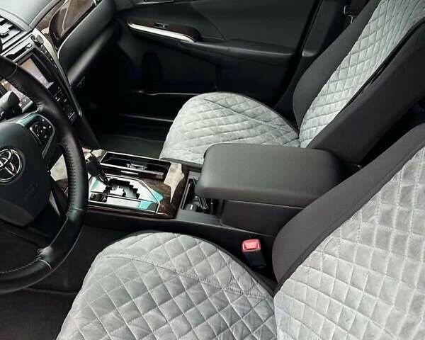 Білий Тойота Камрі, об'ємом двигуна 2.5 л та пробігом 170 тис. км за 18000 $, фото 16 на Automoto.ua