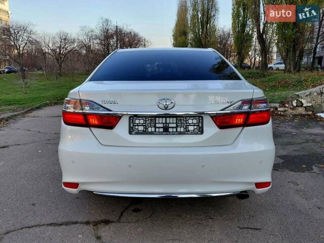 Белый Тойота Камри, объемом двигателя 2.5 л и пробегом 137 тыс. км за 16800 $, фото 10 на Automoto.ua