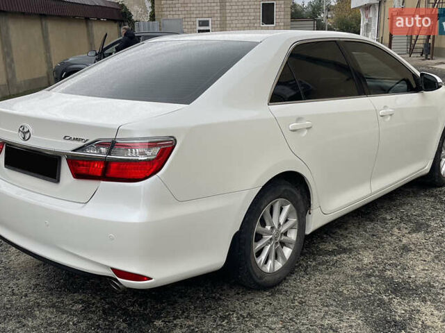 Білий Тойота Камрі, об'ємом двигуна 2.49 л та пробігом 240 тис. км за 15333 $, фото 6 на Automoto.ua