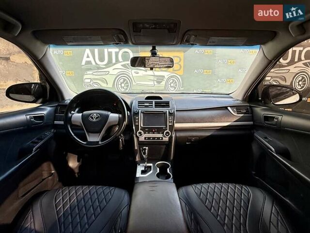 Тойота Камри 2015 в Харькове на Automoto.ua Белый Тойота Камри, объемом двигателя 2.49 л и пробегом 116 тыс. км за 10500 $, фото 11 на Automoto.ua