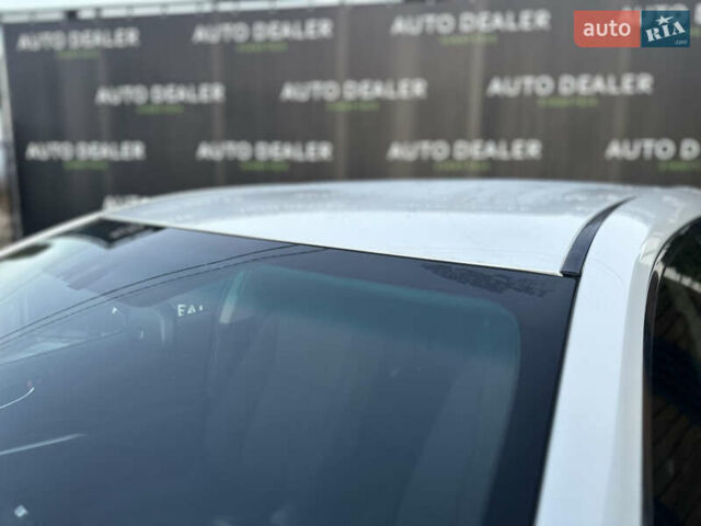 Белый Тойота Камри, объемом двигателя 2.49 л и пробегом 79 тыс. км за 17500 $, фото 17 на Automoto.ua