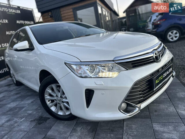 Белый Тойота Камри, объемом двигателя 2.49 л и пробегом 79 тыс. км за 17500 $, фото 22 на Automoto.ua