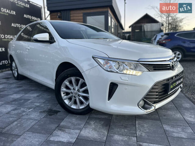 Белый Тойота Камри, объемом двигателя 2.49 л и пробегом 79 тыс. км за 17500 $, фото 25 на Automoto.ua