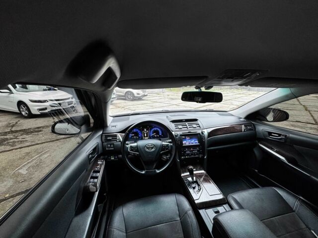 Белый Тойота Камри, объемом двигателя 2.5 л и пробегом 190 тыс. км за 13800 $, фото 15 на Automoto.ua