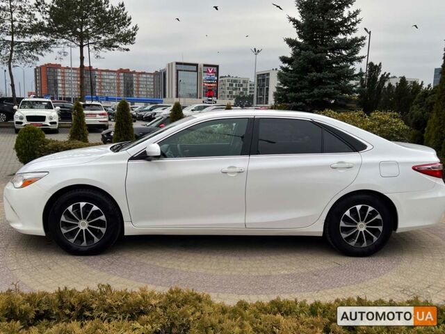 Белый Тойота Камри, объемом двигателя 2.5 л и пробегом 190 тыс. км за 13599 $, фото 3 на Automoto.ua