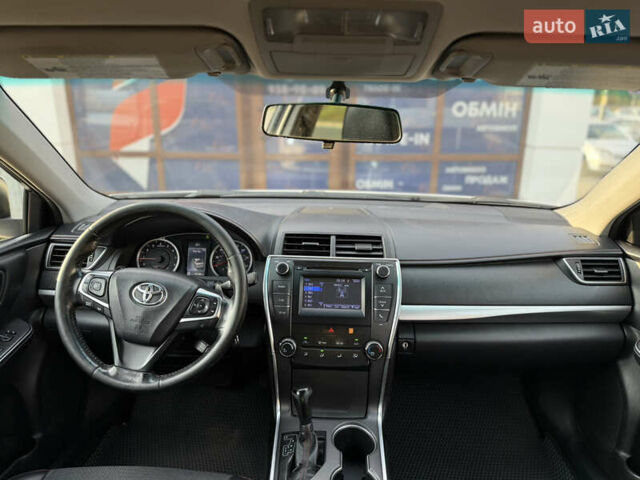 Белый Тойота Камри, объемом двигателя 2.49 л и пробегом 192 тыс. км за 13400 $, фото 21 на Automoto.ua