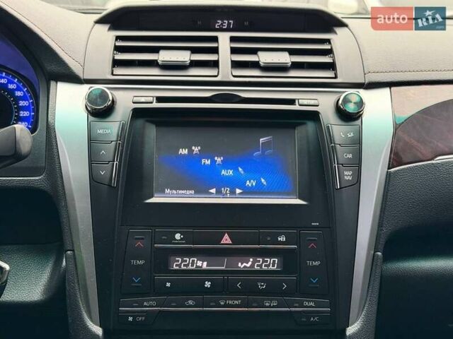 Белый Тойота Камри, объемом двигателя 2.49 л и пробегом 197 тыс. км за 16900 $, фото 28 на Automoto.ua