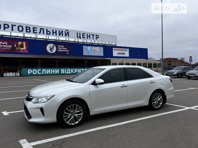 Белый Тойота Камри, объемом двигателя 2.5 л и пробегом 130 тыс. км за 20700 $, фото 8 на Automoto.ua